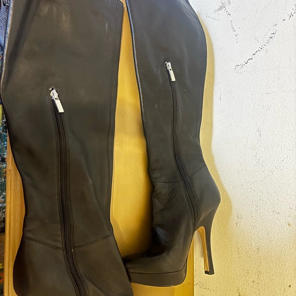 Boutique Elegant Black Knee-High Boots 8
